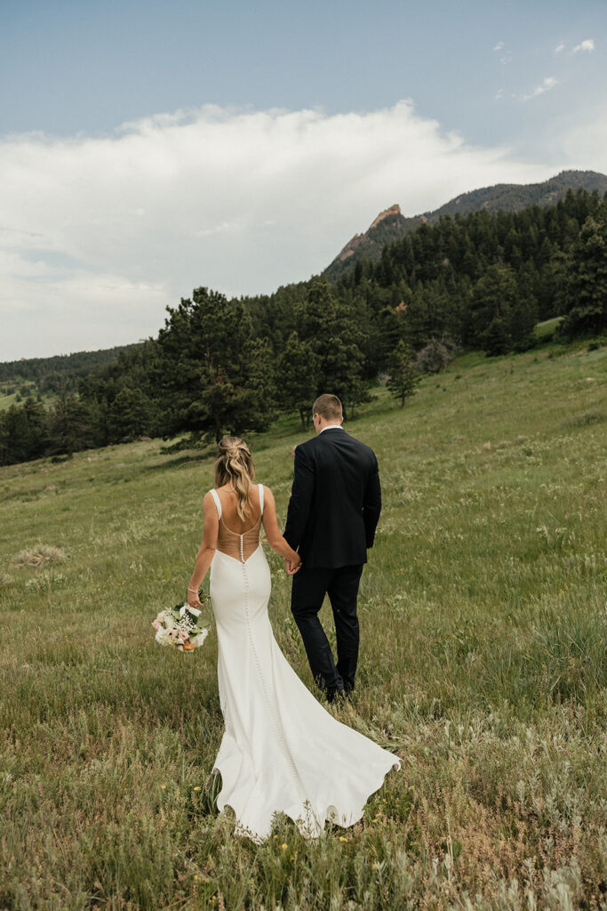 Colorado summer wedding photos in Boulder