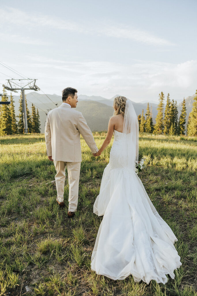 Colorado ski resort bride and groom photos at Copper Mountain