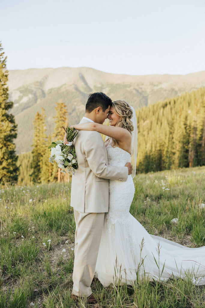 Colorado mountain wedding photos at sunset