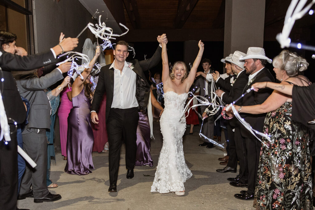 Streamer wedding exit