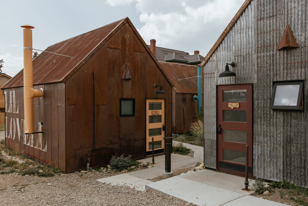 The cozy cabins at FREIGHT Leadville